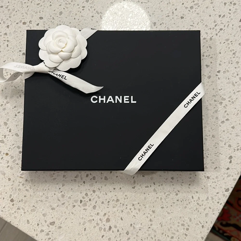 Chanel necklace gold color & Strauss CC Bolero NWT, Full Set - Picture 2 of 16